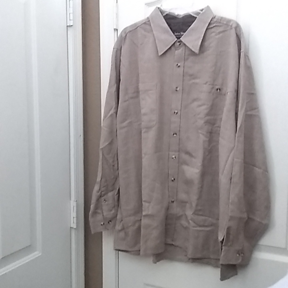 FINAL MARKDOWN Men’s John Blair shirt 2xl. Nwot